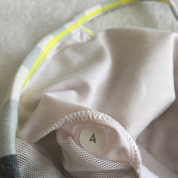 Lululemon  Power Y striped tank top - Picture 4 of 7